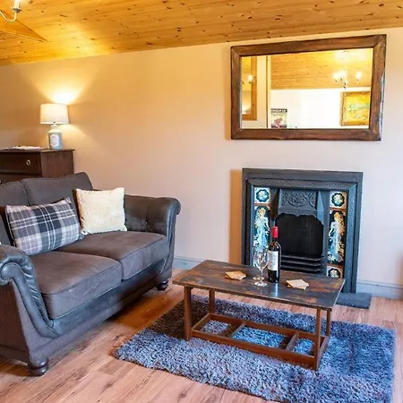 Wild Oats 17 - Yellowtop Country Park - Hot Tub - Yorkshire *