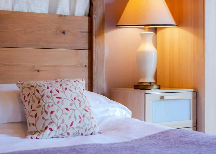 Wild Oats 17 - Yellowtop Country Park - Hot Tub - Yorkshire Villa *