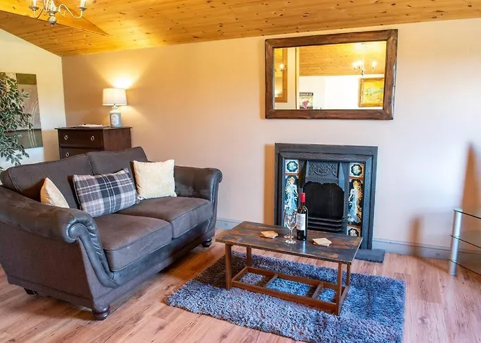 Wild Oats 17 - Yellowtop Country Park - Hot Tub - Yorkshire *