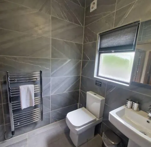 Wild Oats 17 - Yellowtop Country Park - Hot Tub - Yorkshire Villa York